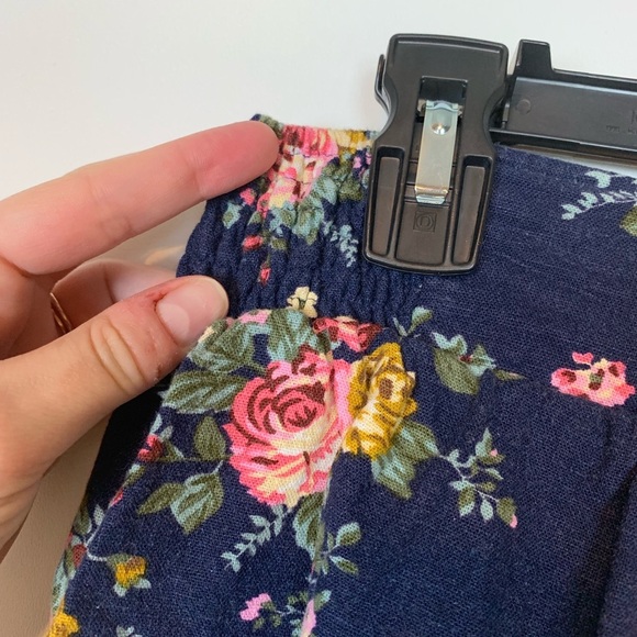 Forever 21 Navy Floral Flouncy Mini Skirt - Picture 3 of 4